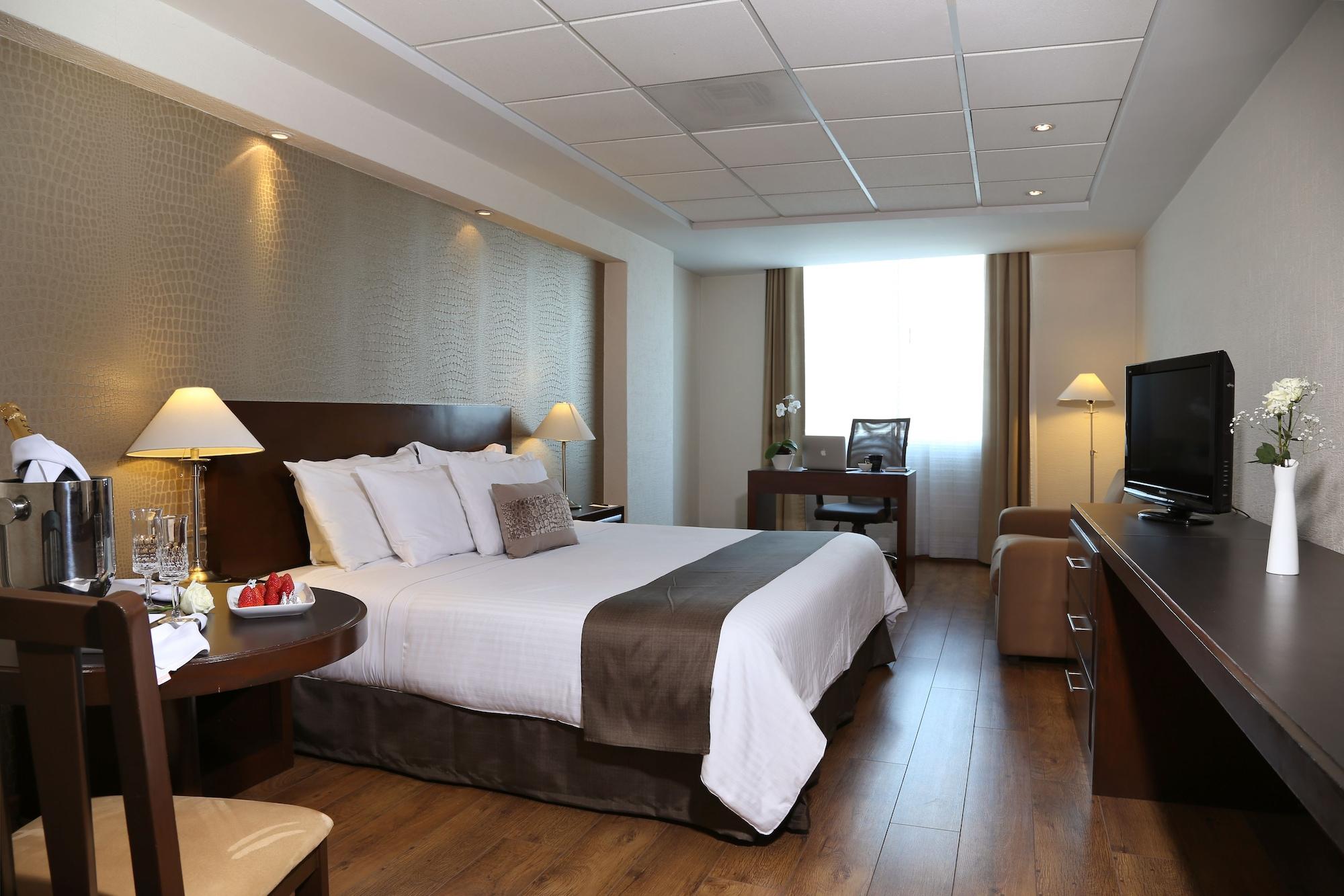 Meson Ejecutivo Guadalajara Minerva - Av Mexico Hotell Eksteriør bilde
