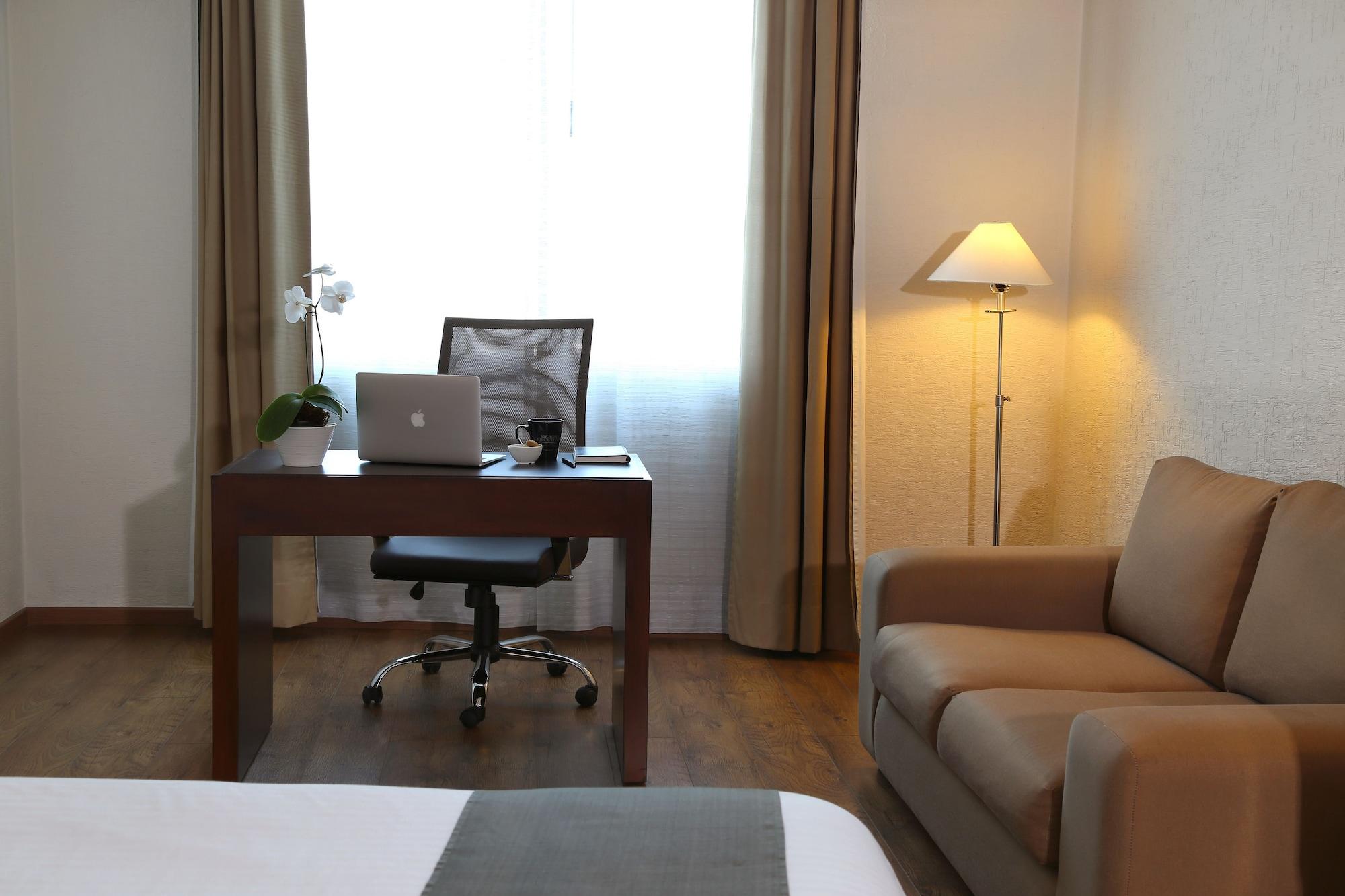 Meson Ejecutivo Guadalajara Minerva - Av Mexico Hotell Eksteriør bilde