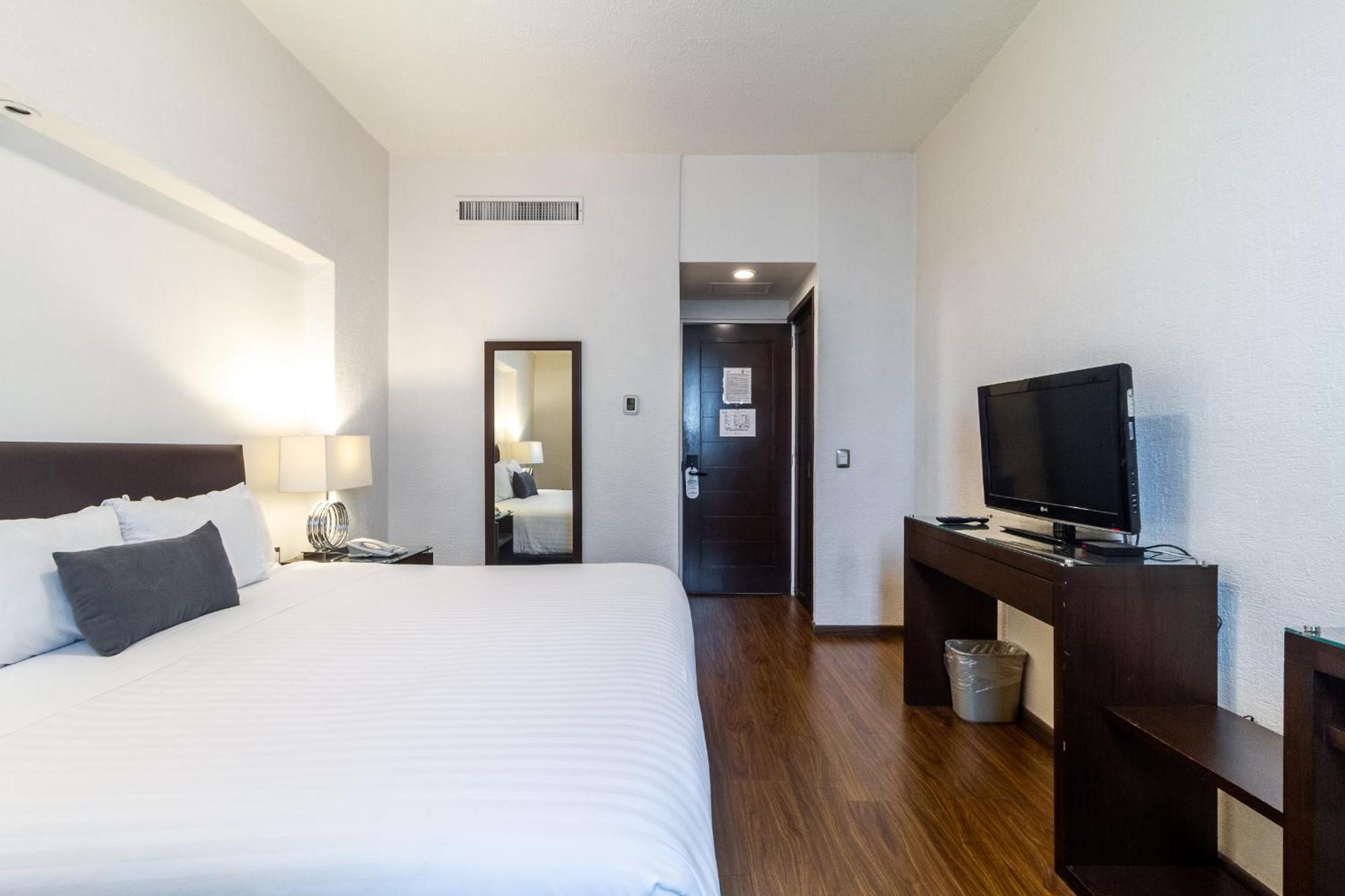 Meson Ejecutivo Guadalajara Minerva - Av Mexico Hotell Eksteriør bilde
